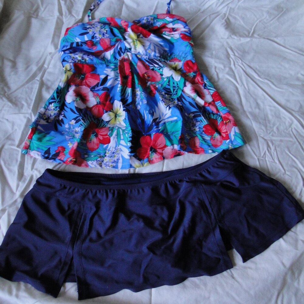 Catalina tankini,  small, blues with red flowers top.  Dark blue skirted bottom.